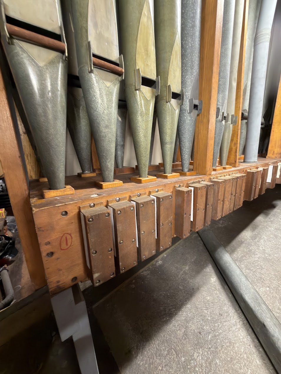 Pedal chest after cleaning