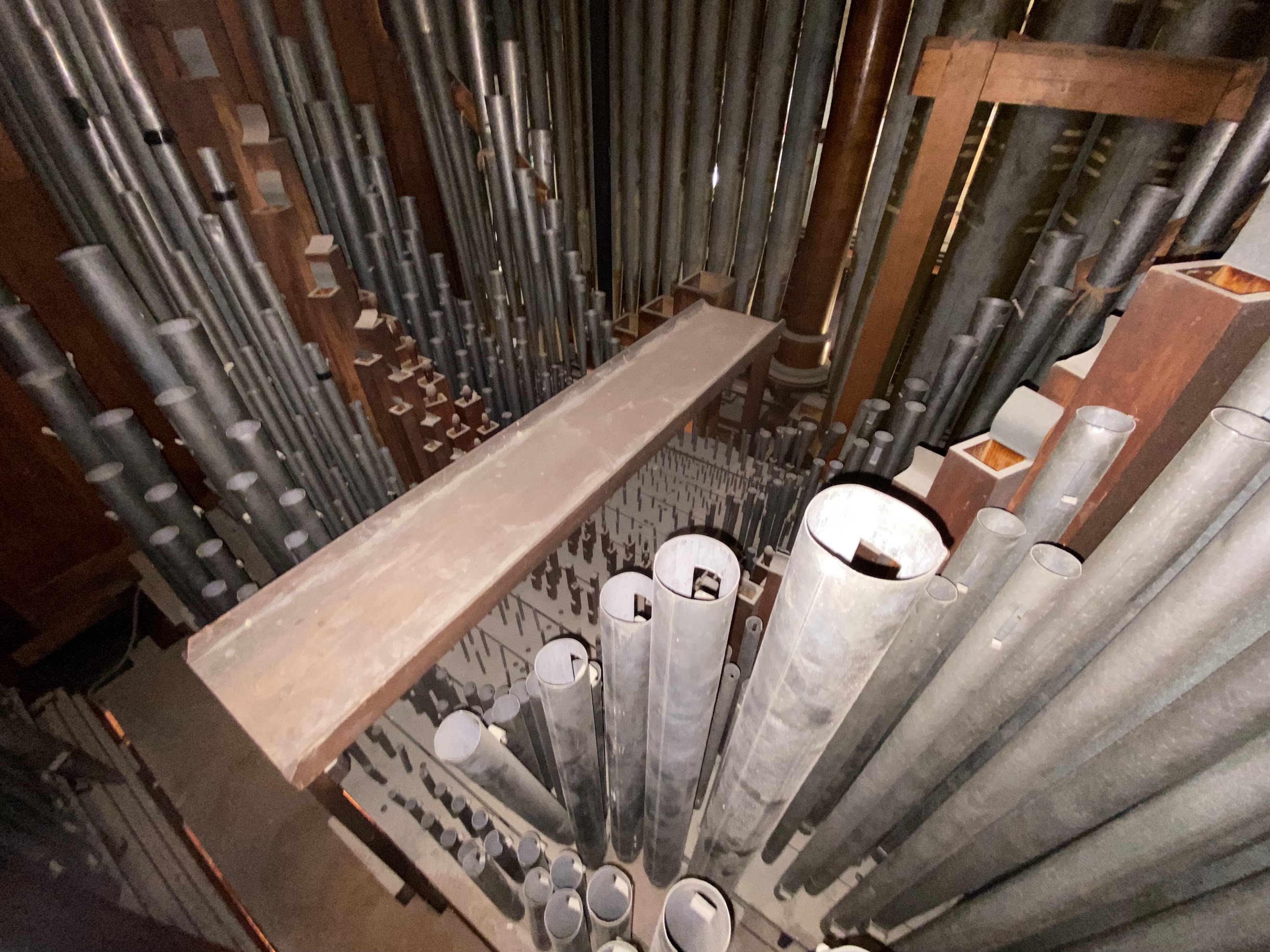 Swell pipework