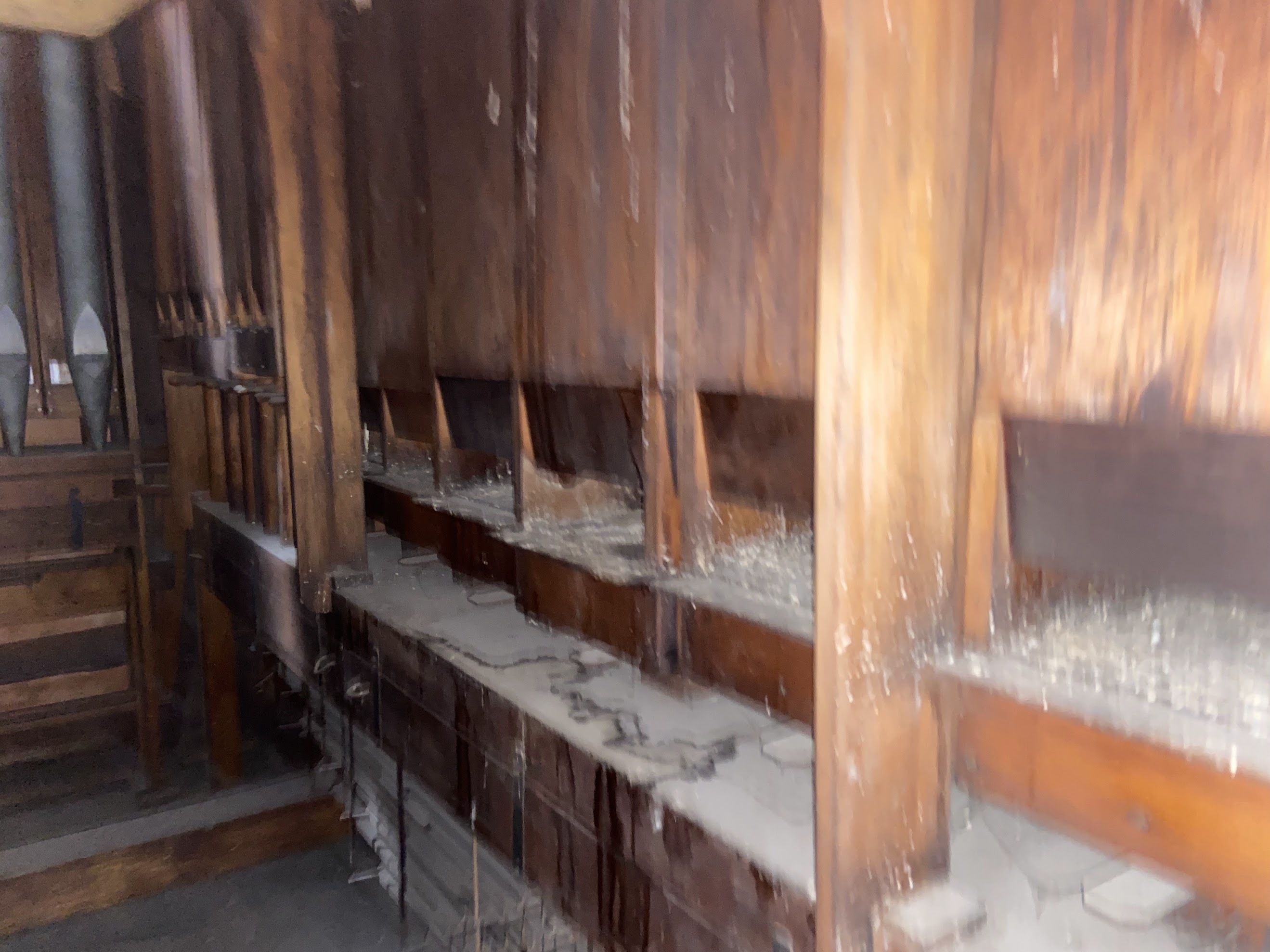 Pedal pipework