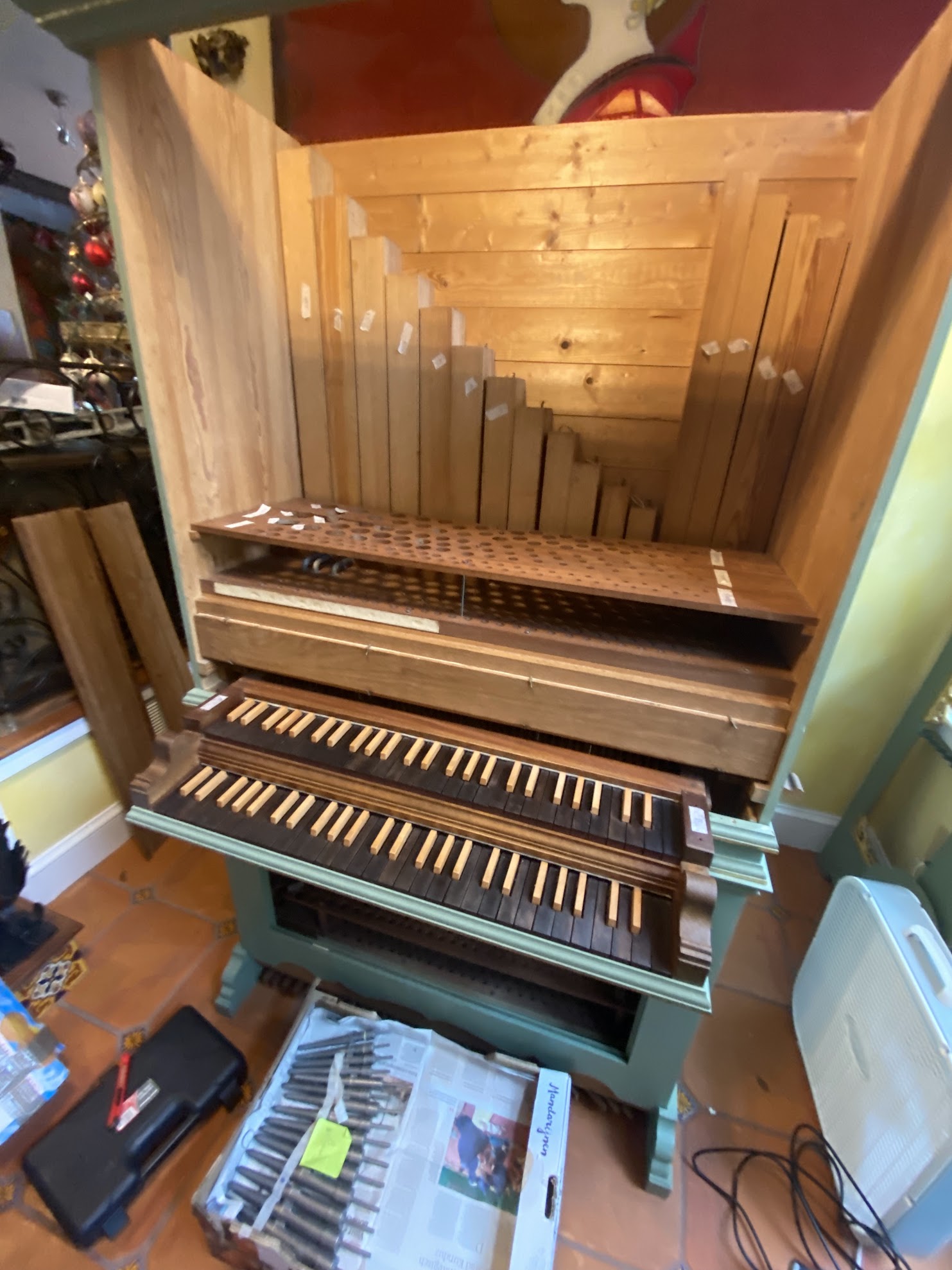 Instrument during assembly
