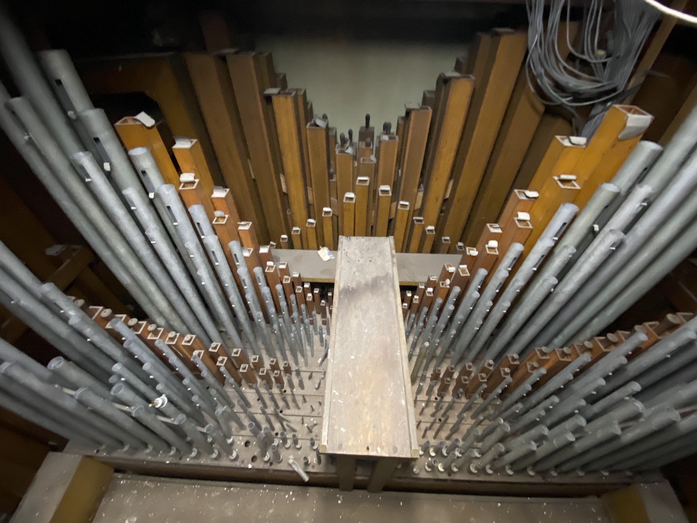 Choir pipework